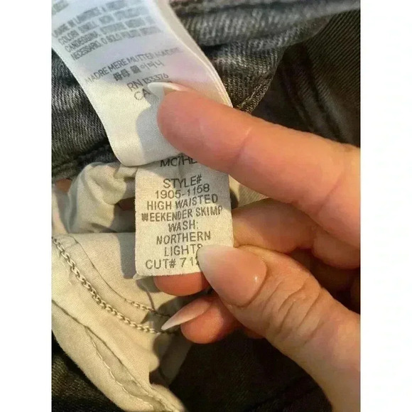 Mother High Waisted Weekender Skimp Northern Light Gray Size 29 Bootcut Cropped - Picture 11 of 15